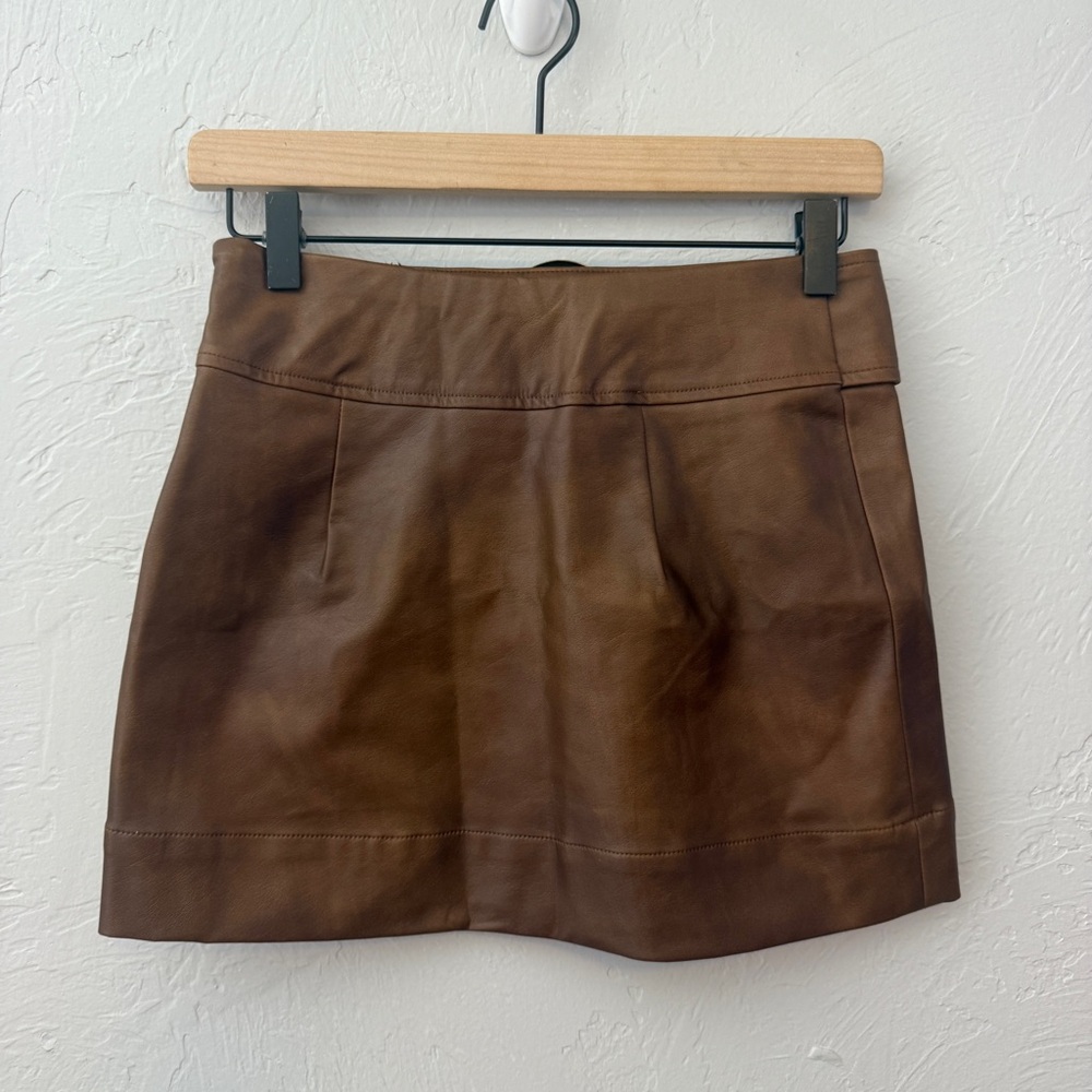 NEW Show Me Your Mumu Maverick Mini Skirt Chestnut Brown Faux Leather Belted - Picture 7 of 8